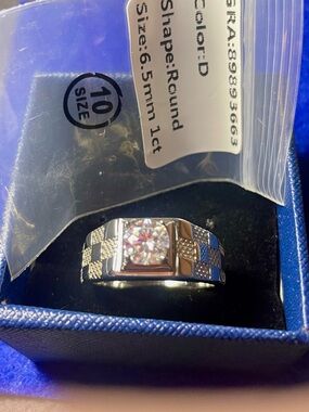 Men's Sterling silver 1 Carat flawless Moissanite Statement Ring - Size 10
